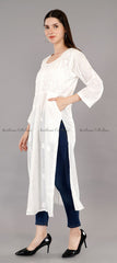 Noorkasni Collections_PureCotton_White_Chikankari_Kurti