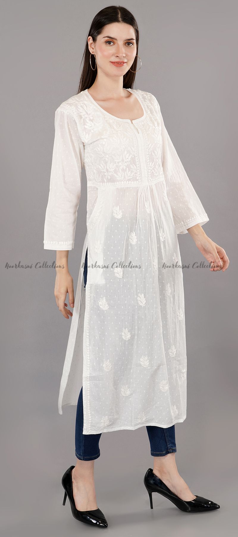 Noorkasni Collections_PureCotton_White_Chikankari_Kurti